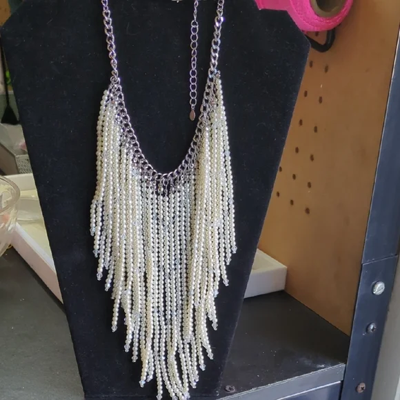 Premier Designs Cream Pearl Fringe Necklace with Clear Crystal Accents - Picture 2 of 2